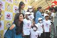 shilpa-shetty-spends-time-with-special-kids-from-carf - photo11
