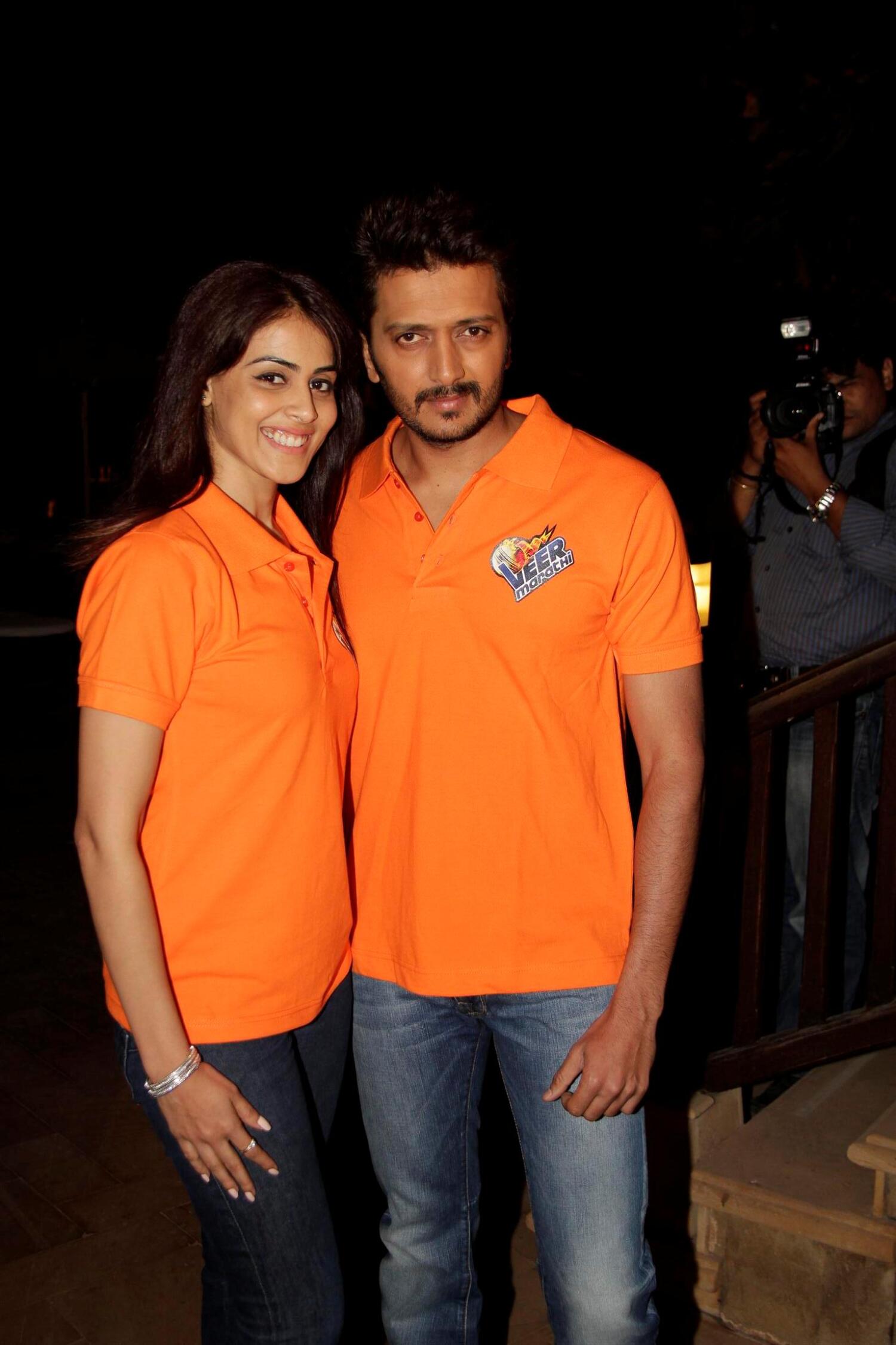 Ritesh Deshmukh with wife Genelia Deshmukh at VEER MARATHI CCL team new