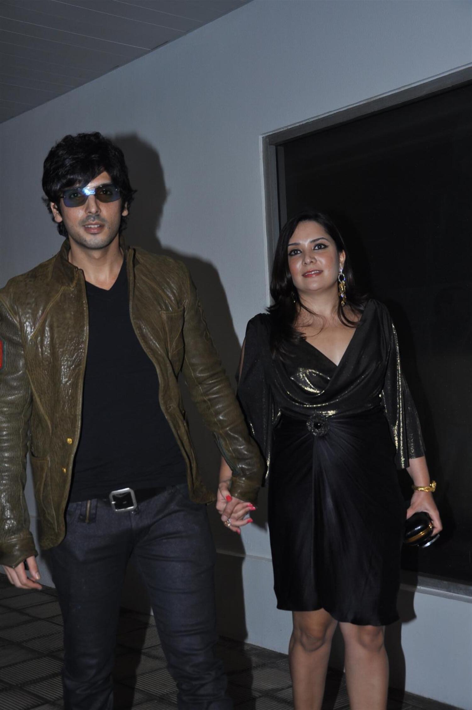 Zayed Khan With Wife Malaika At Pre Wedding Party Of Ritesh Deshmukh ...