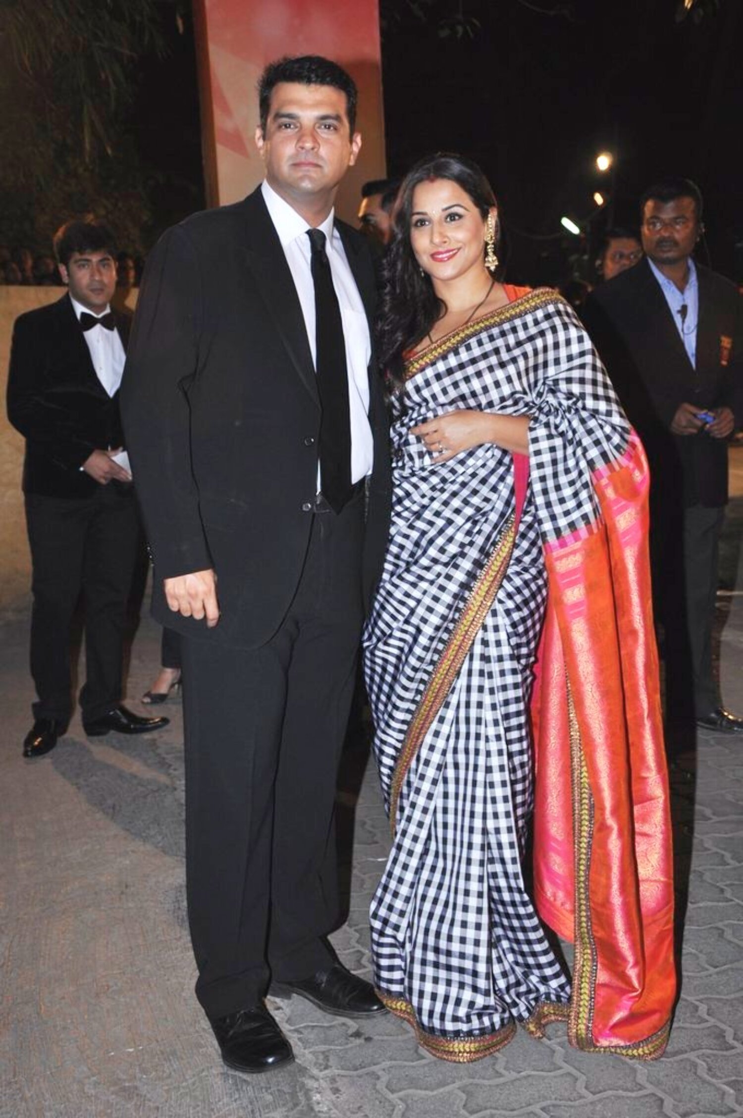 Vidya Balan With Husband Siddharth Roy Kapur At The 58th Idea Filmfare 