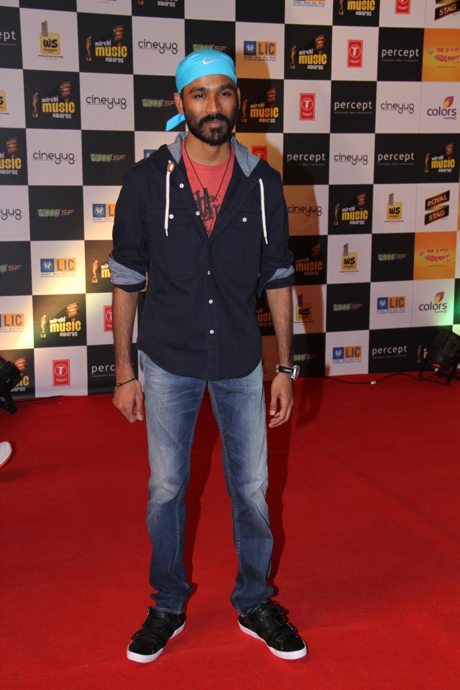 Son in law of Rajnikanth Kolaveri D fame Dhanush at Mirchi Music Awards