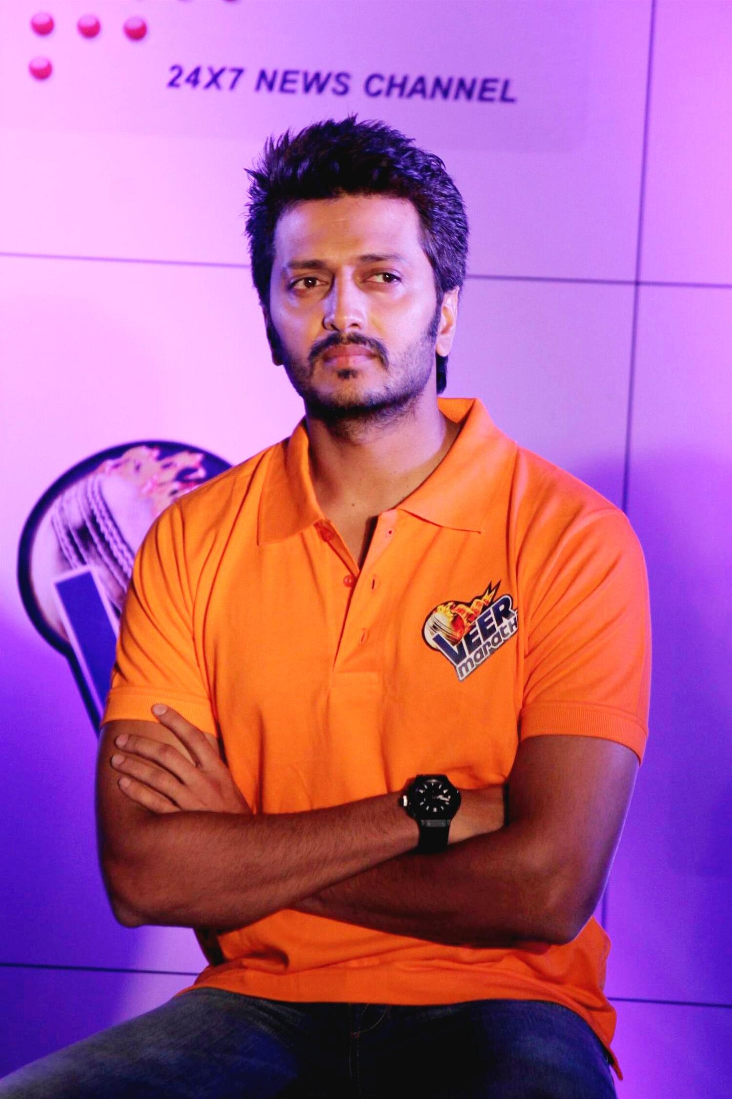 Ritesh Deshmukh At VEER MARATHI CCL Team New Tie Up Announcement Event ...