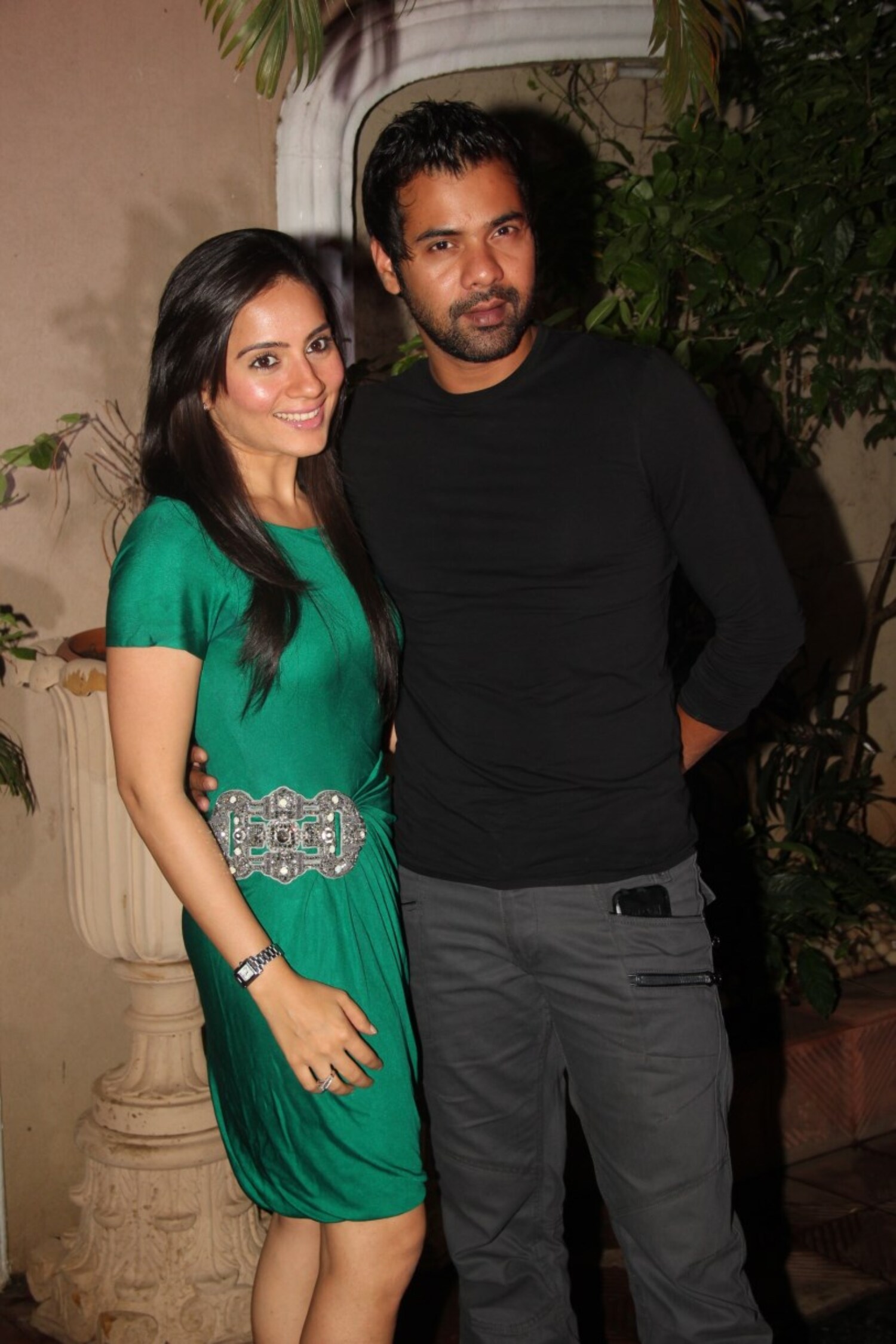 Shabbir Ahluwalia with wife Kanchi Kaul at the birthday party of singer