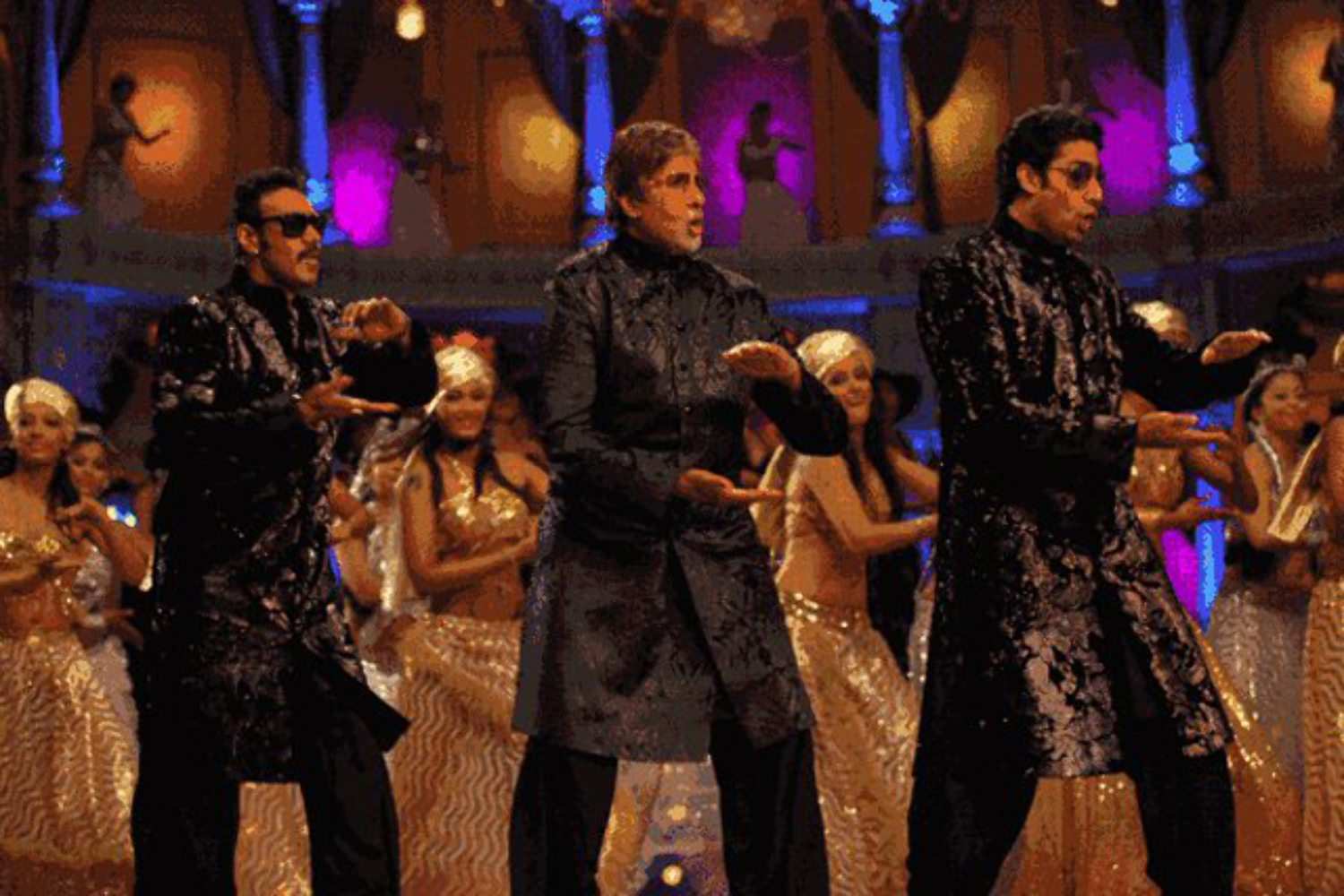 Ajay Devgn Abhishek Bachchan And Amitabh Bachchan Bol Bachchan Movie ...