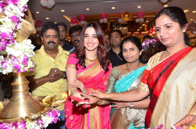 tamanna launches joh rivaaj collections-photo2