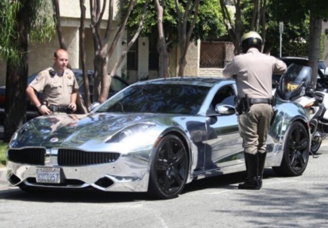 jsutin bieber chrome car wrap