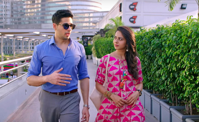 Rakul Preet Singh Sidharth Malhotra Aiyaary Movie Songs Photos 3 Aiyaary On Rediff Pages