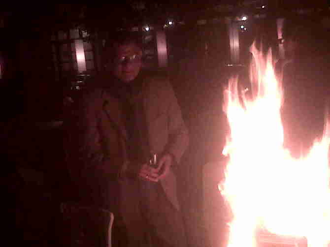 sunil sethi  by the fire at jlf
